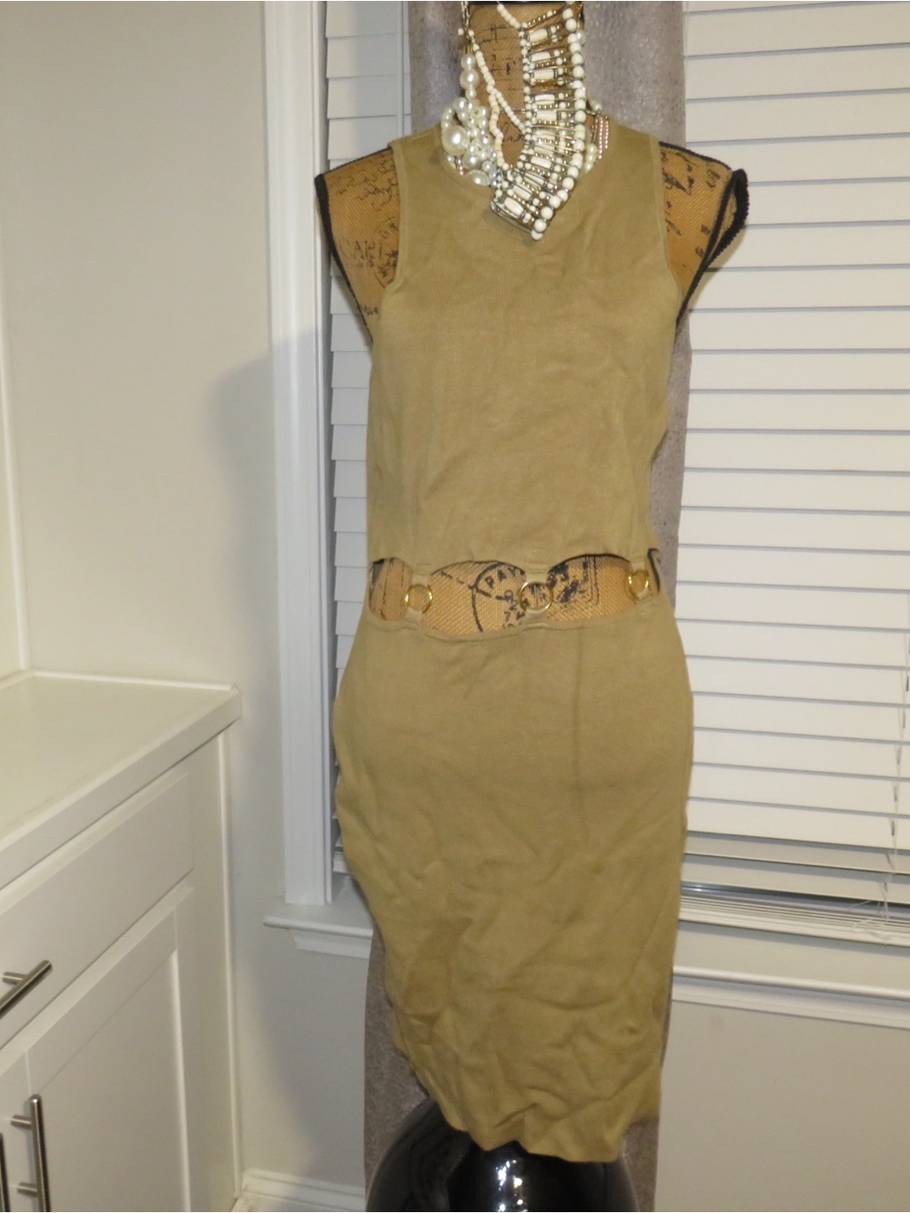Forever 21 Tan Sleeveless Pencil Skirt Set